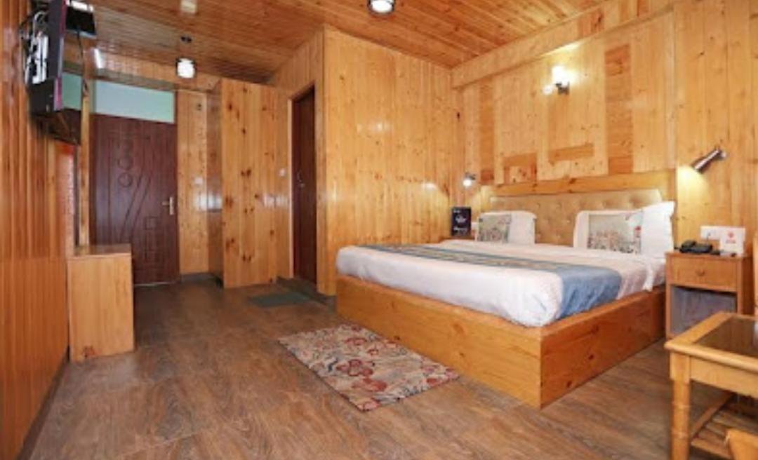 Woodstone B&B Manāli Buitenkant foto